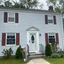 Aluminum Siding Cleaning in Warwick, Rhode Island 6