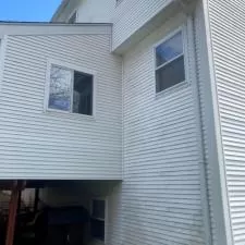 Vinyl Siding Composite Deck 5