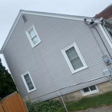 vinyl-siding-deck-and-concrete-cleaning-in-lincoln-ri 4