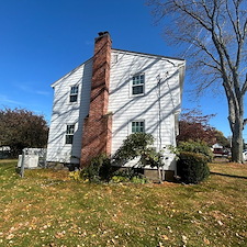 Just-outside-the-park-House-washing-In-Seekonk-Massachusetts 12