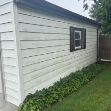 Premium-Vinyl-Aluminum-Siding-Cleaning-in-East-Providence-RI 2