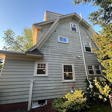 The-Tricks-Of-The-Triple-Decker-House-Washing-In-The-Rumford-Area-of-East-Providence 5