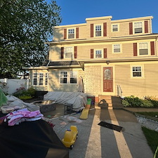 The-Tricks-Of-The-Triple-Decker-House-Washing-In-The-Rumford-Area-of-East-Providence 11