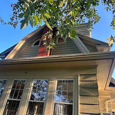 The-Tricks-Of-The-Triple-Decker-House-Washing-In-The-Rumford-Area-of-East-Providence 15