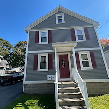 Transforming-this-home-in-warren-Rhode-Island-with-a-little-house-washing 8