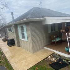 Vinyl-sided-house-wash-in-Bristol-RI 2