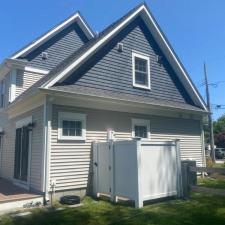 Vinyl-siding-cleaning-in-Jamestown-RI 2